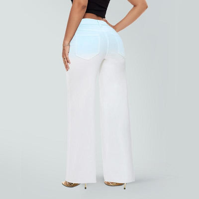 Women’s Curve-Hugging Wide-Leg Jeans