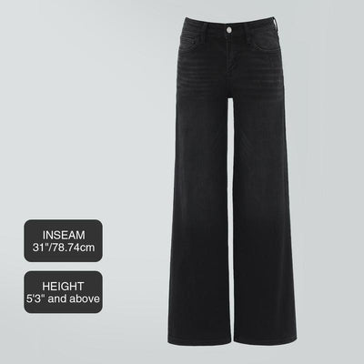 Women’s Curve-Hugging Wide-Leg Jeans