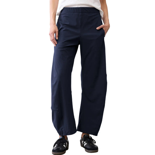 Azuria Women Mid Rise Barrel Travel Pants