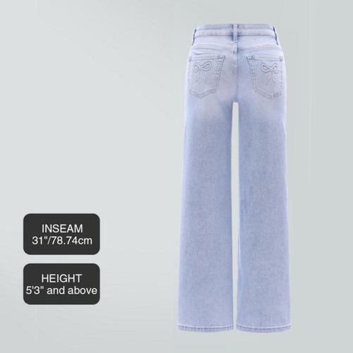 Women’s Curve-Hugging Wide-Leg Jeans