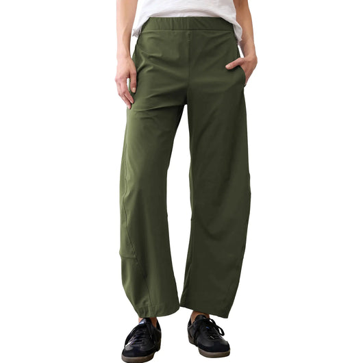 Azuria Women Mid Rise Barrel Travel Pants