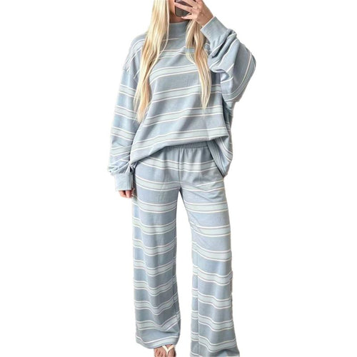 Azüria Cozy Stripe Lounge Set