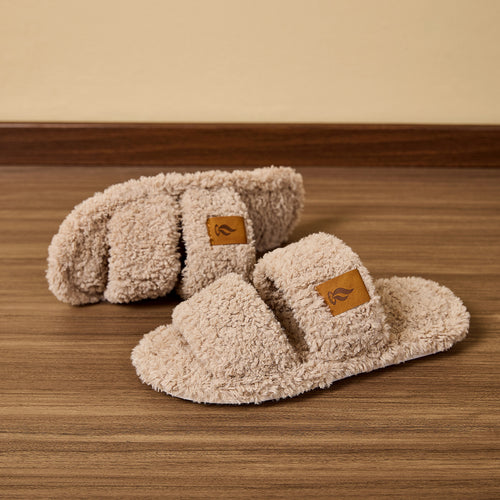 Azüria Plush Slippers
