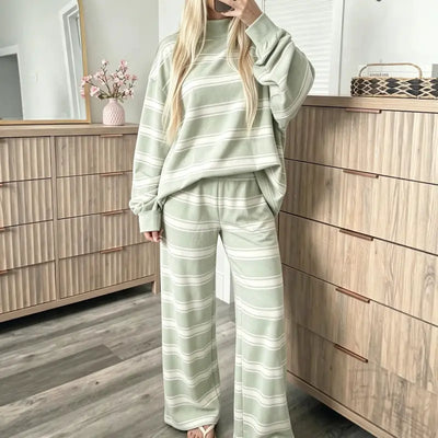Azüria Cozy Stripe Lounge Set