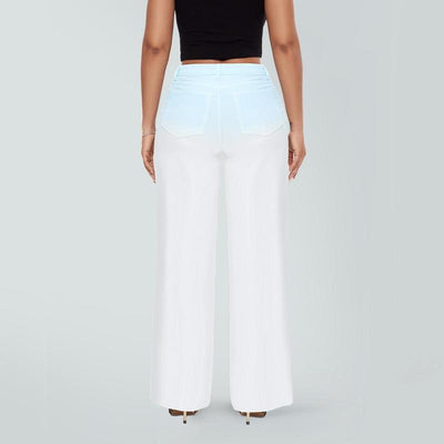 Women’s Curve-Hugging Wide-Leg Jeans