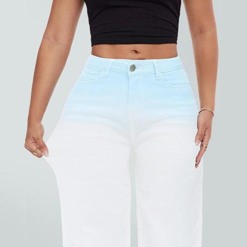 Women’s Curve-Hugging Wide-Leg Jeans