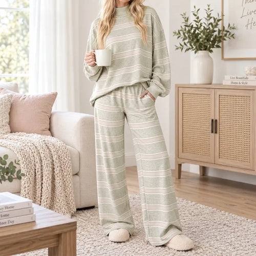 Azüria Cozy Stripe Lounge Set