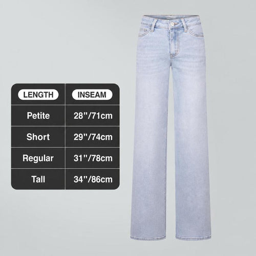 Women’s Curve-Hugging Wide-Leg Jeans